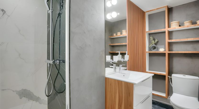 Photo of Eiffel's Echoes