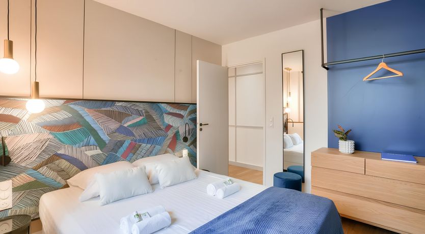 Photo of Eiffel's Echoes