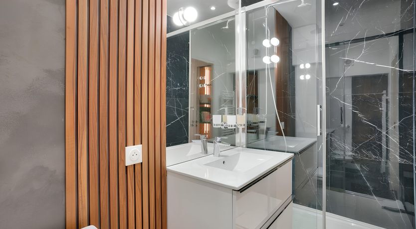 Photo of Eiffel's Echoes