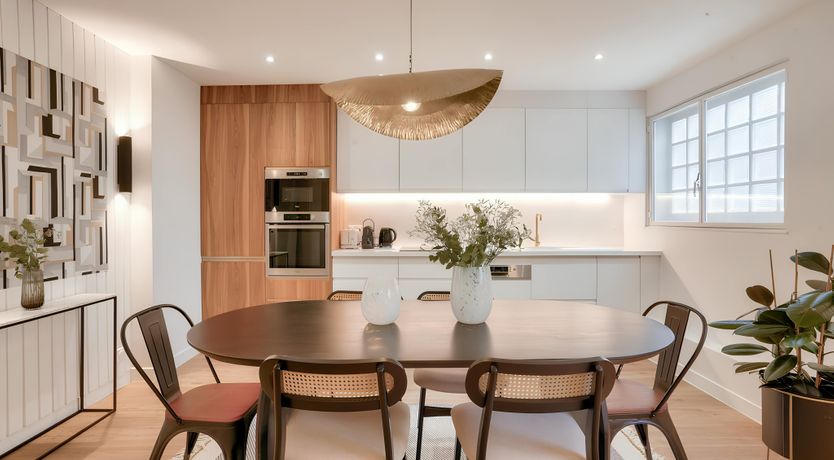 Photo of Eiffel's Echoes