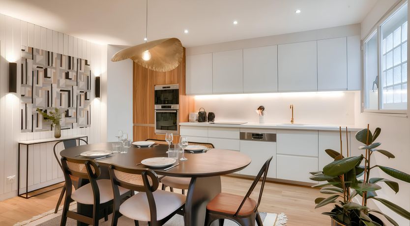 Photo of Eiffel's Echoes