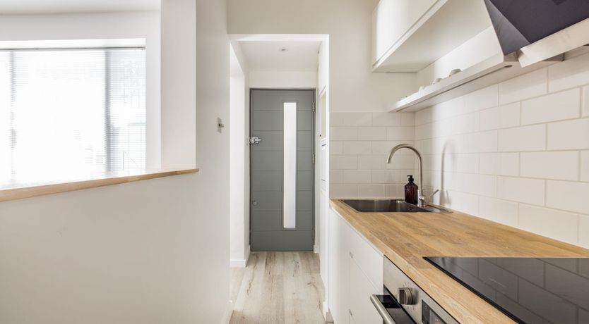 Photo of Petite & Chic