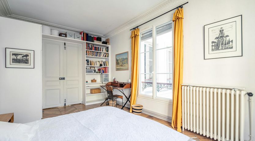 Photo of Parisian Perspective