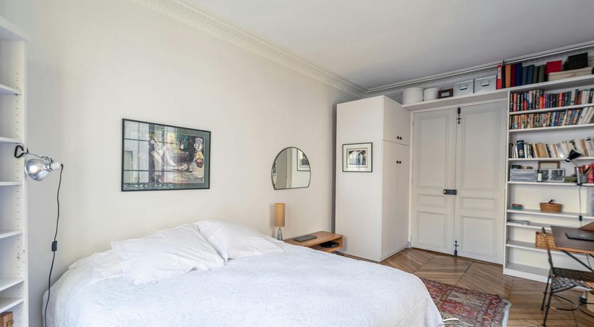 Photo of Parisian Perspective