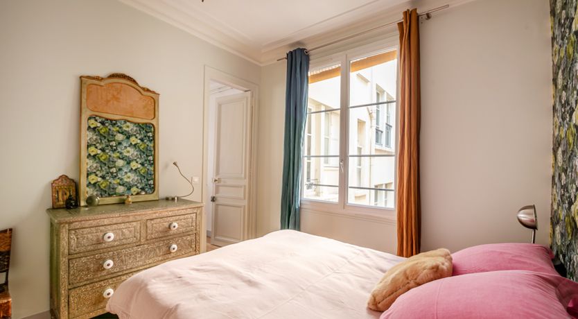 Photo of Parisian Perspective