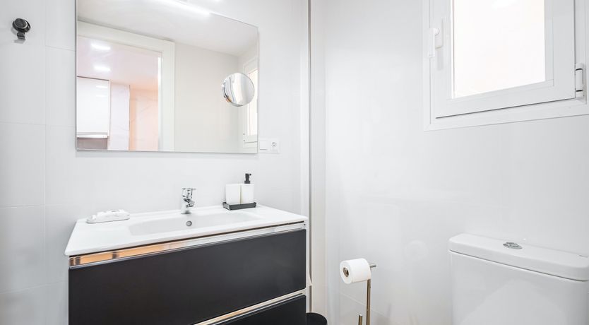 Photo of Levante Love