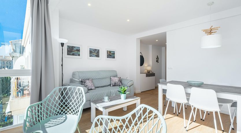 Photo of Levante Love