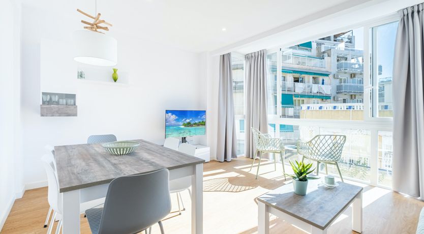 Photo of Levante Love