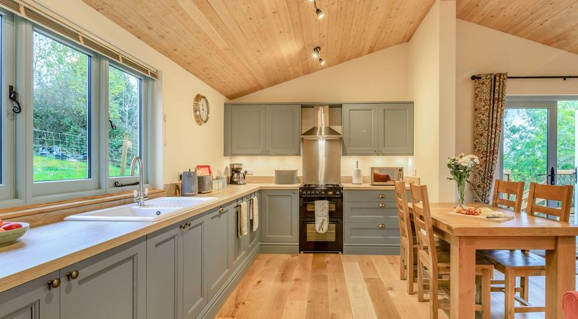 Photo of A Lakeside Serenity