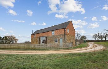 Over the Hills and Knolls Holiday Cottage