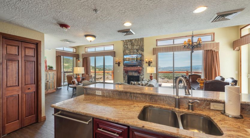 Photo of Pinnacle Peak