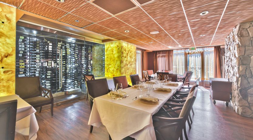 Photo of Pinnacle Peak