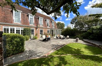 The Pebble & The Pearl Holiday Cottage