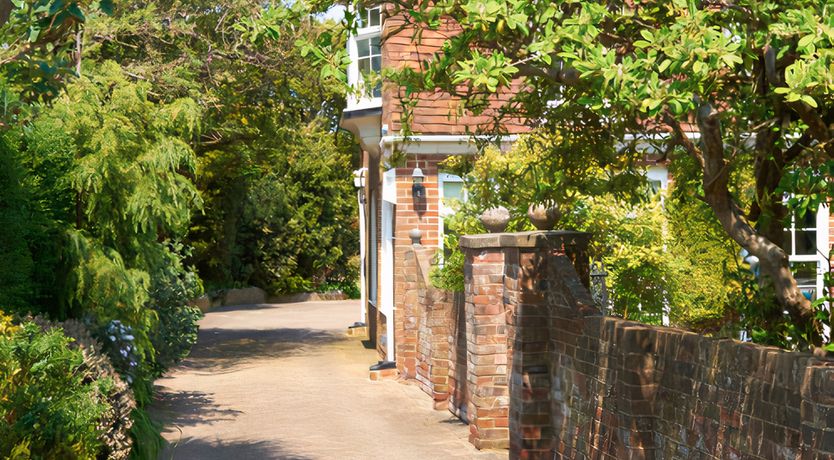 Photo of The Pebble & The Pearl