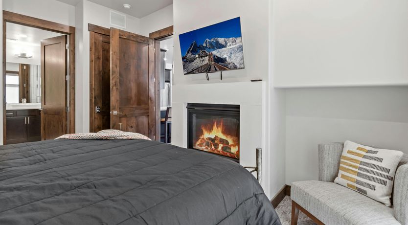 Photo of Summit Serenity