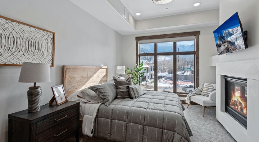 Photo of Summit Serenity