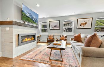 Heart of Park City Holiday Home