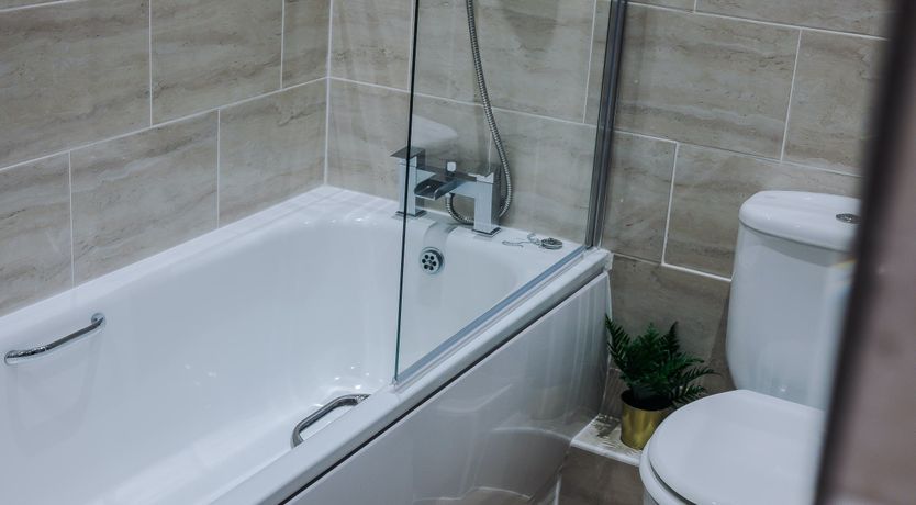 Photo of On Ropewalks Roads