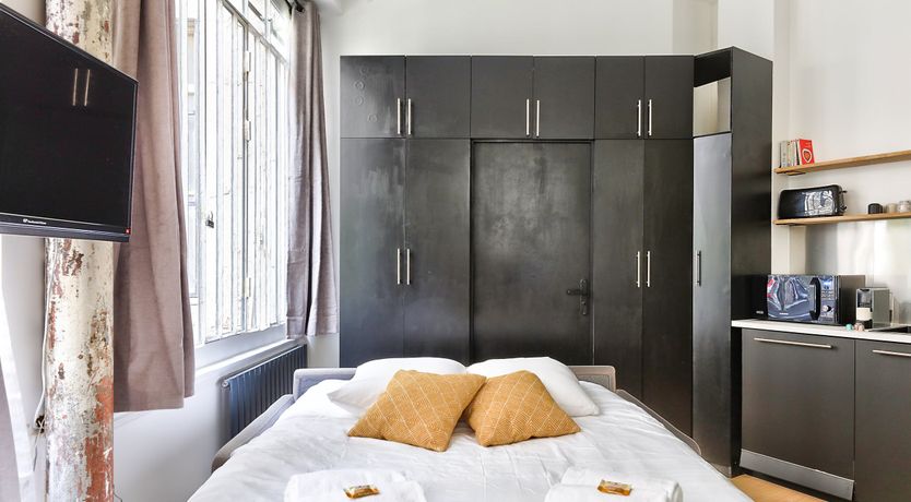 Photo of The Reader's Perch