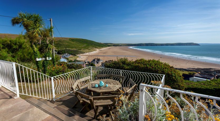 Photo of Comes in Waves