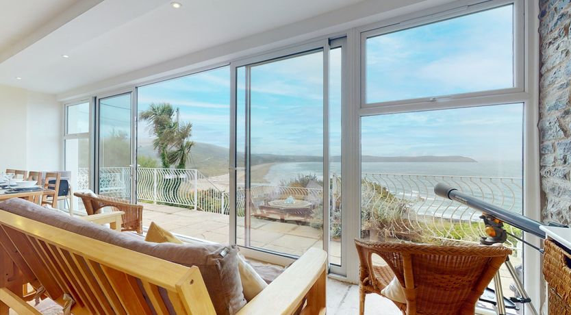 Photo of Comes in Waves