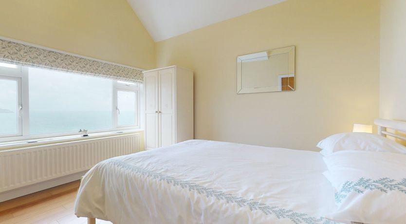 Photo of Comes in Waves