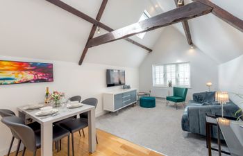 Gateway to Shrewsbury Apartment