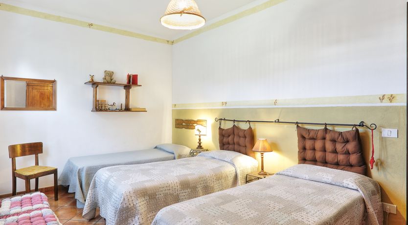 Photo of Sun On The Vines