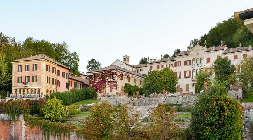 Photo of Queen's Crown