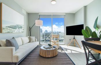 Quadro Oasis Holiday Home
