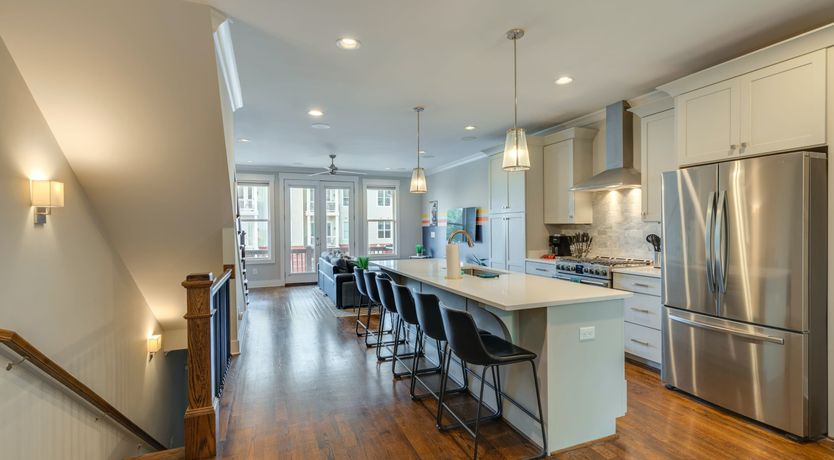 Photo of Chic Downtown Retreat