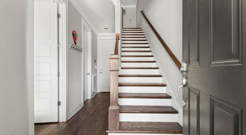 Photo of Chic Downtown Retreat