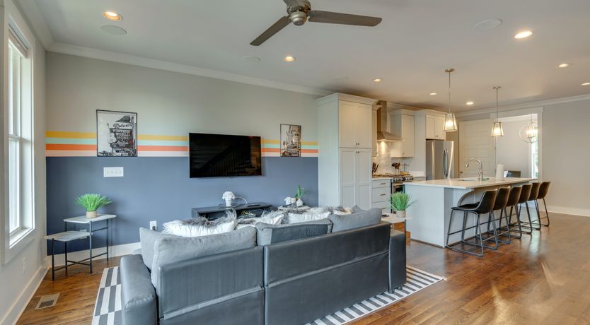 Photo of Chic Downtown Retreat