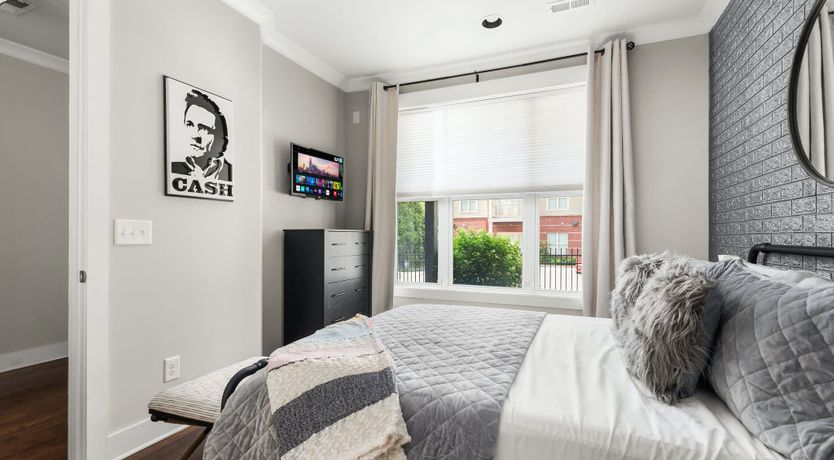 Photo of Chic Downtown Retreat