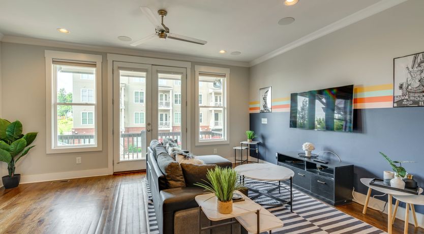 Photo of Chic Downtown Retreat