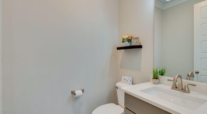 Photo of Chic Downtown Retreat