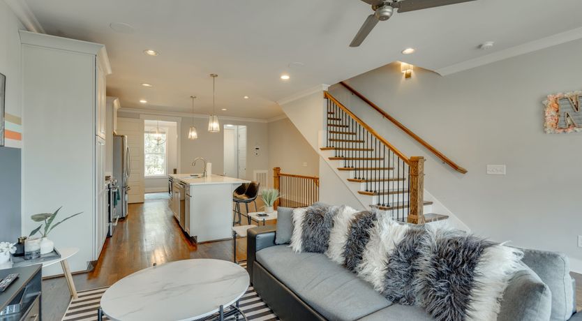 Photo of Chic Downtown Retreat