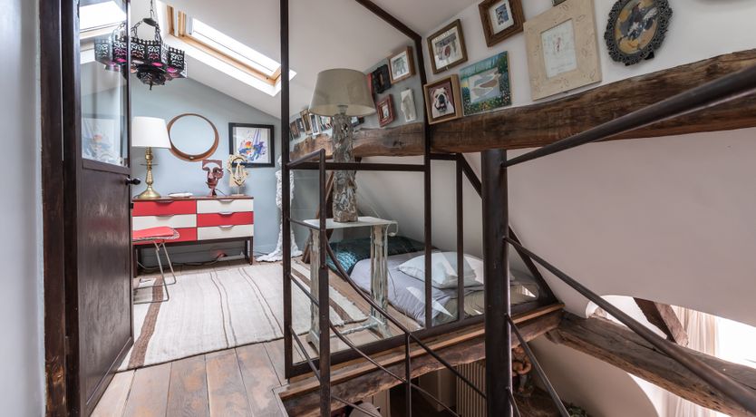 Photo of The Gallerist