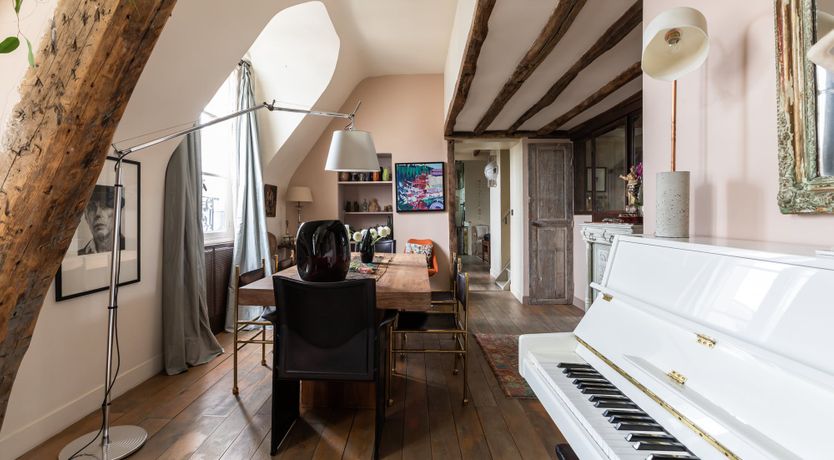 Photo of The Gallerist