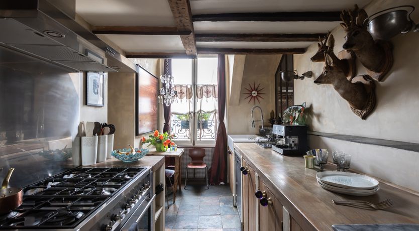 Photo of The Gallerist