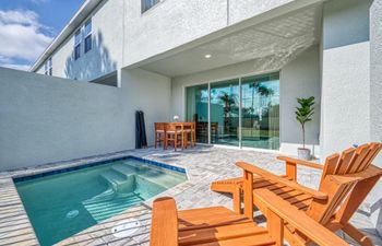 Golden Joy Holiday Home
