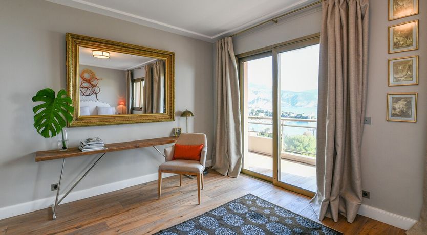 Photo of Riviera Treasure