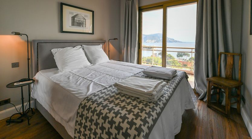 Photo of Riviera Treasure