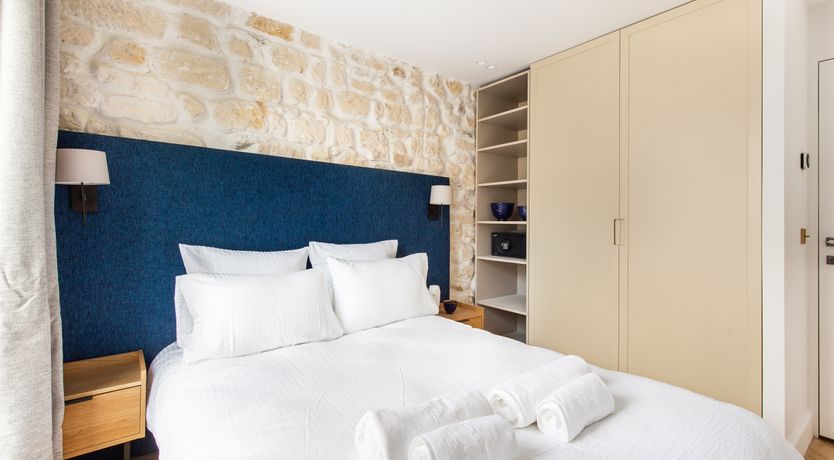 Photo of Raspberry Macaron