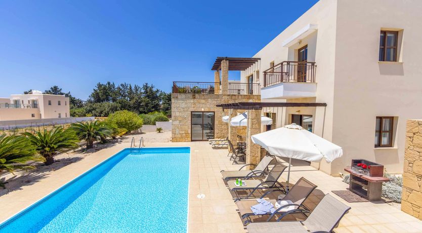 Photo of Sunny Seaside Retreat