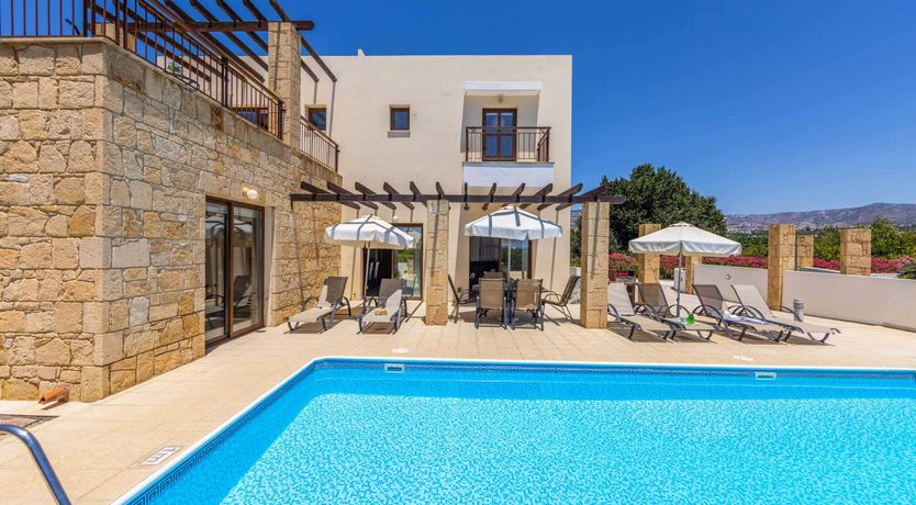 Photo of Sunny Seaside Retreat