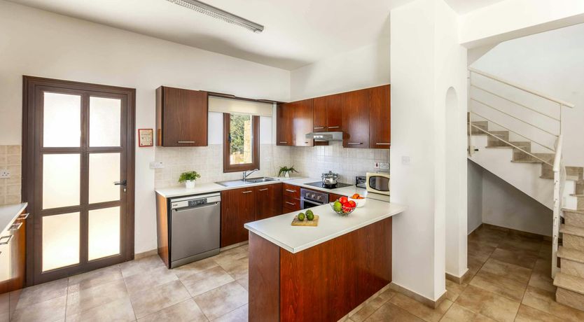 Photo of Sunny Seaside Retreat