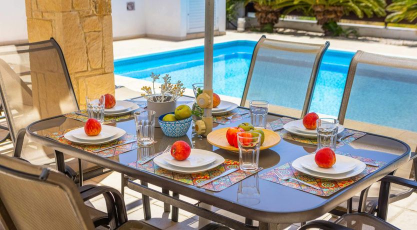 Photo of Sunny Seaside Retreat