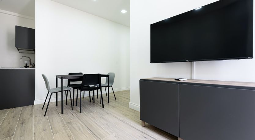 Photo of Napoli Oasis