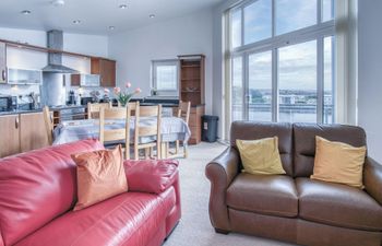 The Shrinking Violet Apartment